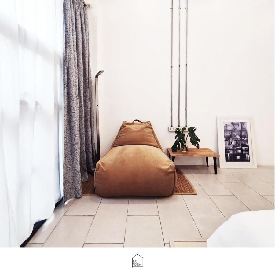 Hostel The Companion Bangkok Zewnętrze zdjęcie